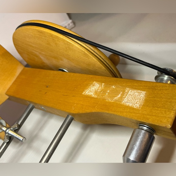 Bobbin Winder - Picture 3 of 10